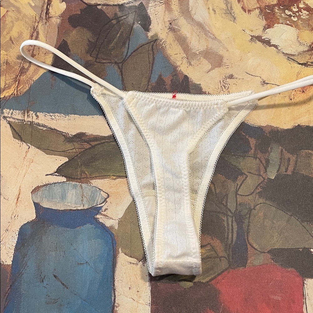 G String - Picture 3 of 3